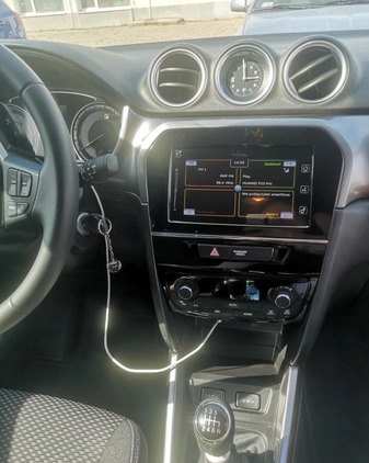Suzuki Vitara cena 71000 przebieg: 90150, rok produkcji 2018 z Warszawa małe 92